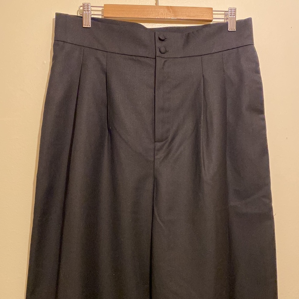 LILI SIDONIO YOUNG LADIES WOVEN PLEATED BLACK PANTS . Size L . New - Picture 2 of 9
